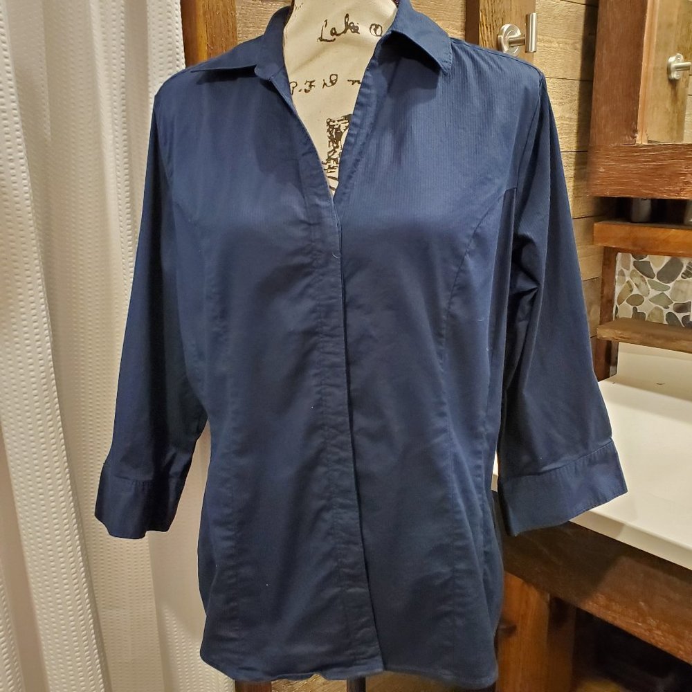 Lee Riders Blue Stretch Blouse L Button Down Hidden Placket Cotton Blend